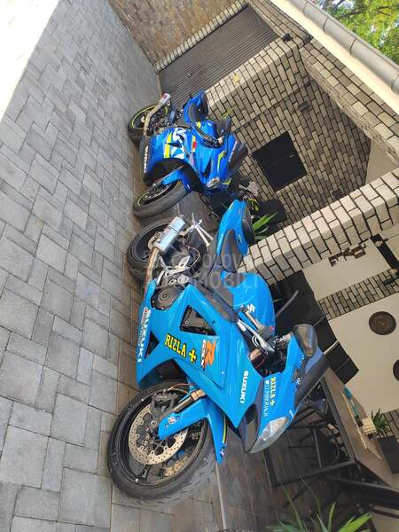 Suzuki gsxr k7 1000
