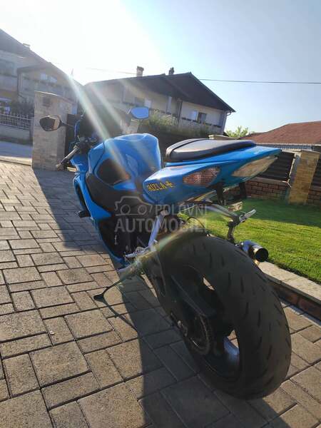 Suzuki gsxr k7 1000