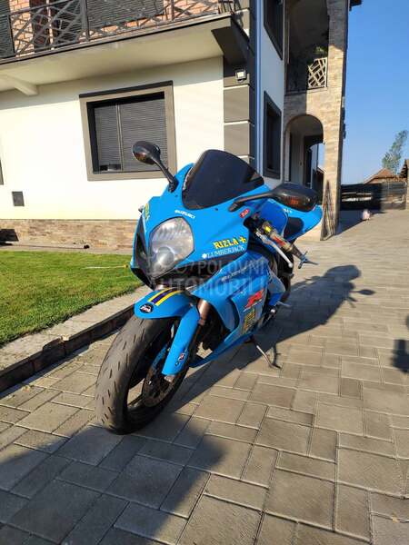 Suzuki gsxr k7 1000