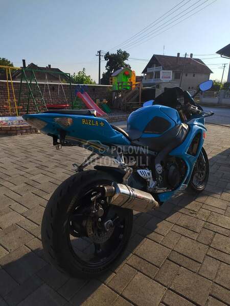 Suzuki gsxr k7 1000