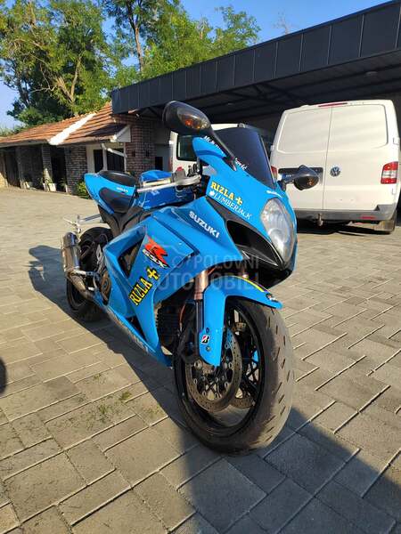 Suzuki gsxr k7 1000