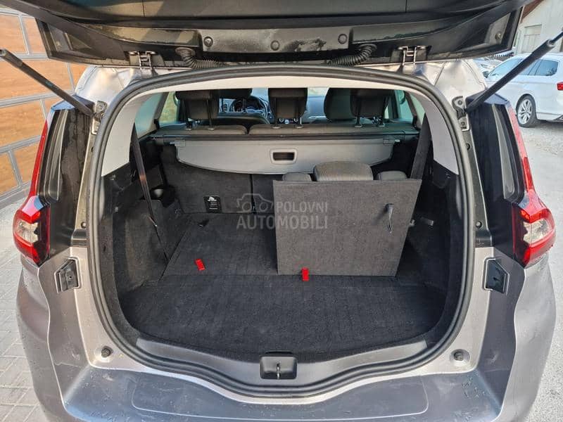 Renault Grand Scenic 1.5 dci edc