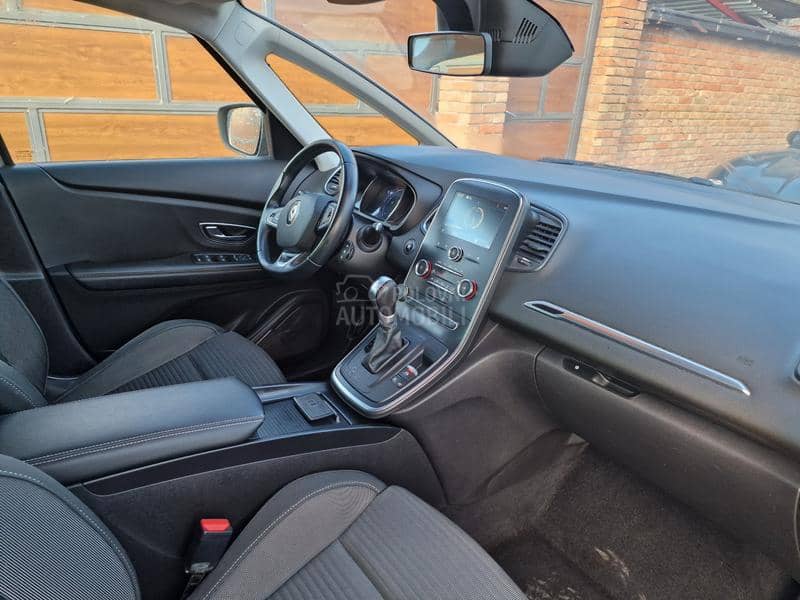 Renault Grand Scenic 1.5 dci edc