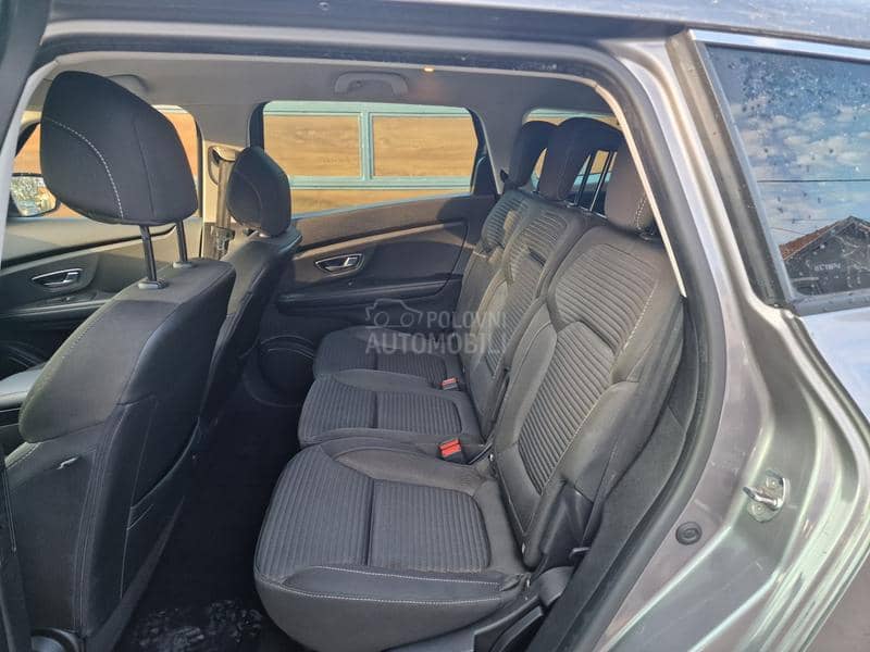 Renault Grand Scenic 1.5 dci edc