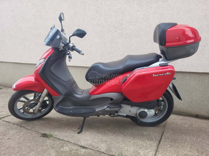 Piaggio Beverly 125