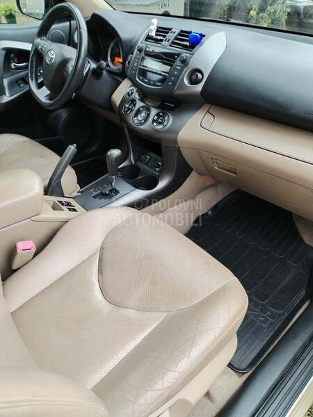 Toyota RAV 4 D-4D