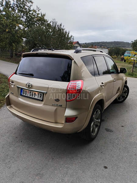 Toyota RAV 4 D-4D