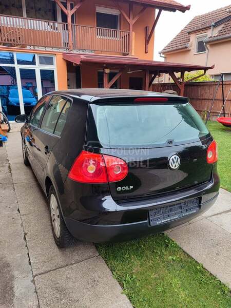 Volkswagen Golf 5 1.4