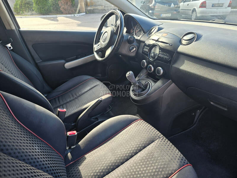 Mazda 2 1.5 sport