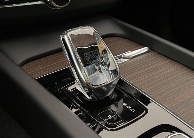 Volvo XC60 B4 PLUS BRIGHT