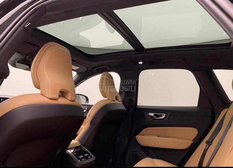 Volvo XC60 B4 PLUS BRIGHT