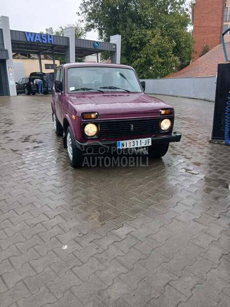 Lada Niva 