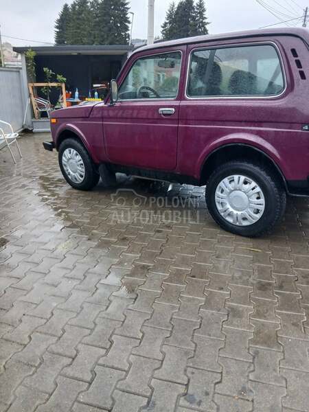 Lada Niva 