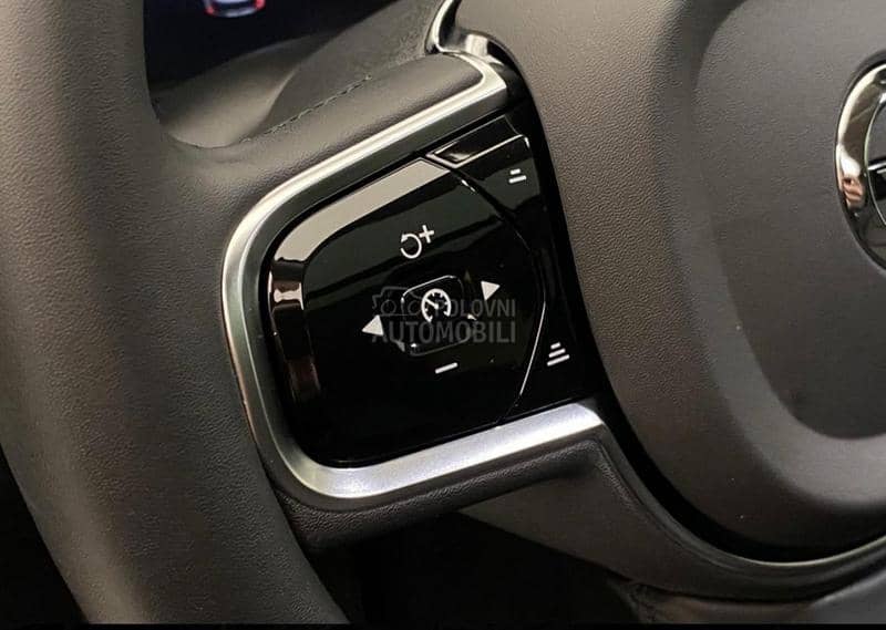 Volvo XC60 B4 AWD PLUS BRIGHT