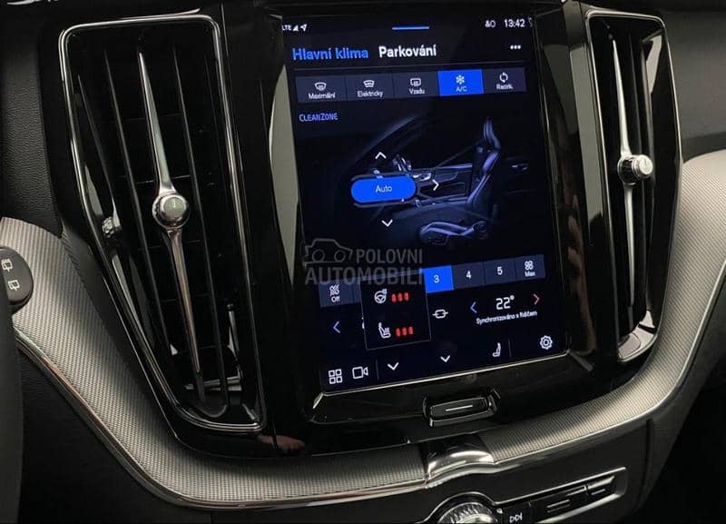 Volvo XC60 B4 AWD PLUS BRIGHT