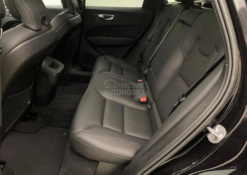 Volvo XC60 B4 AWD PLUS BRIGHT