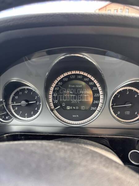 Mercedes Benz E 250 W212