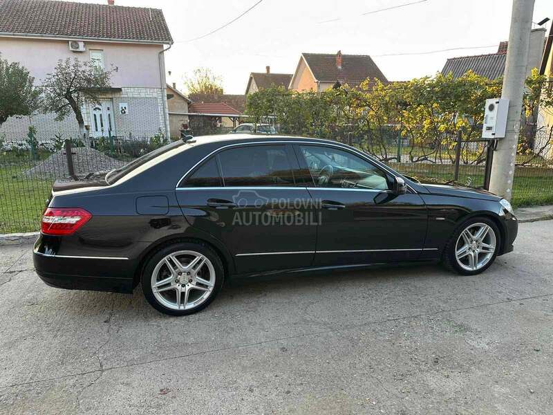 Mercedes Benz E 250 W212