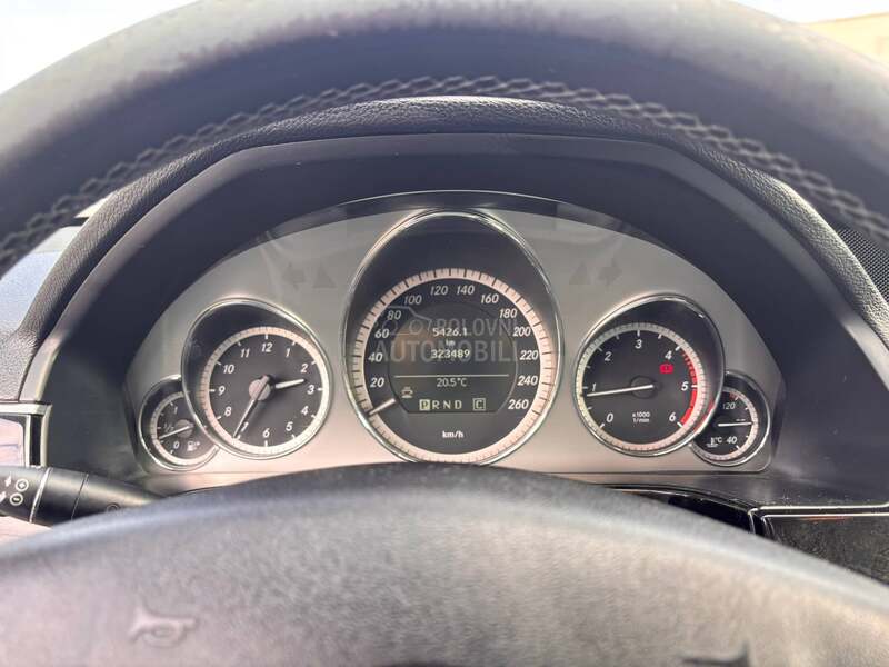 Mercedes Benz E 250 W212