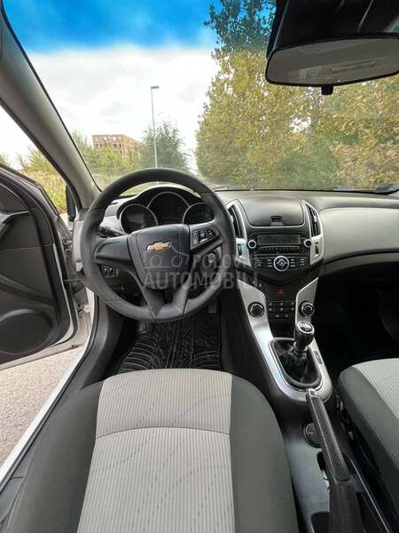 Chevrolet Cruze 