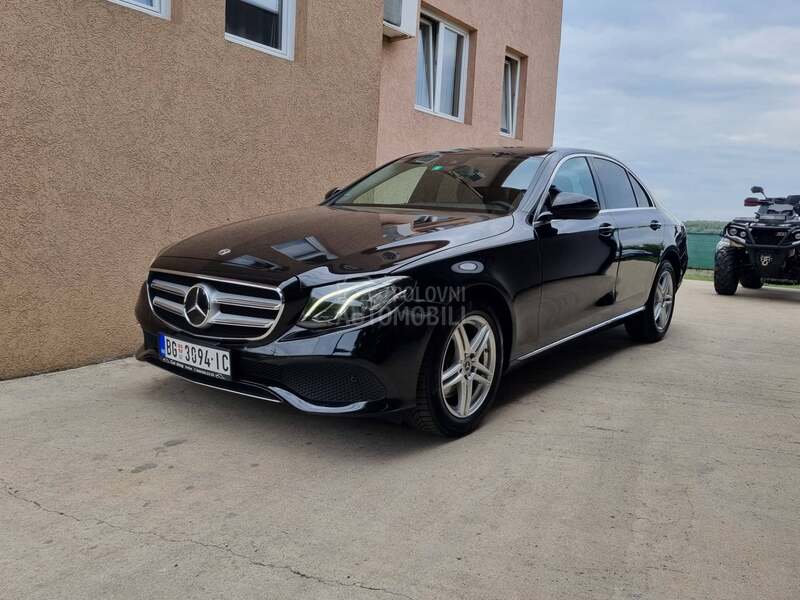 Mercedes Benz E 220 G9 4-MATIC