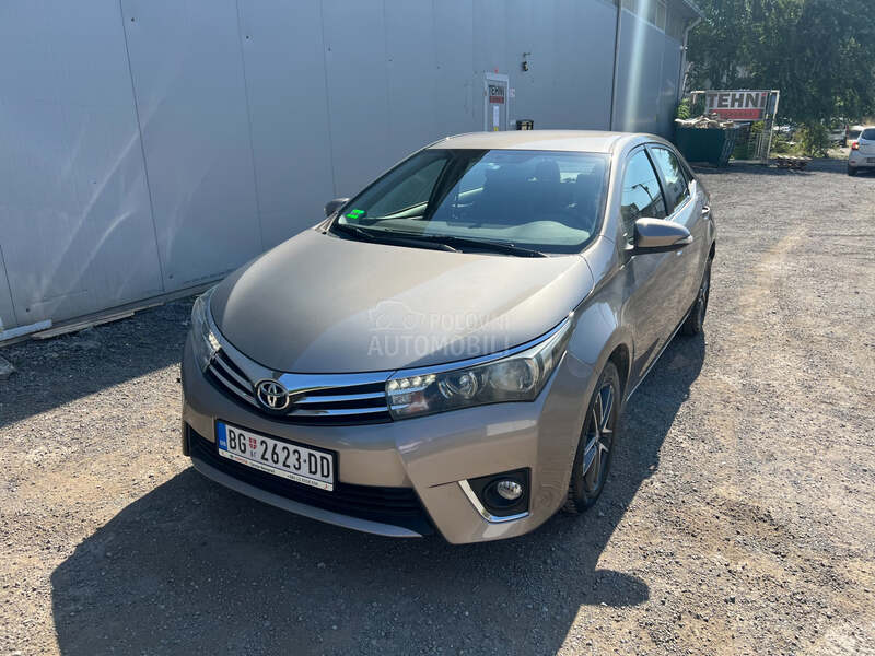 Toyota Corolla Valvematic Luna