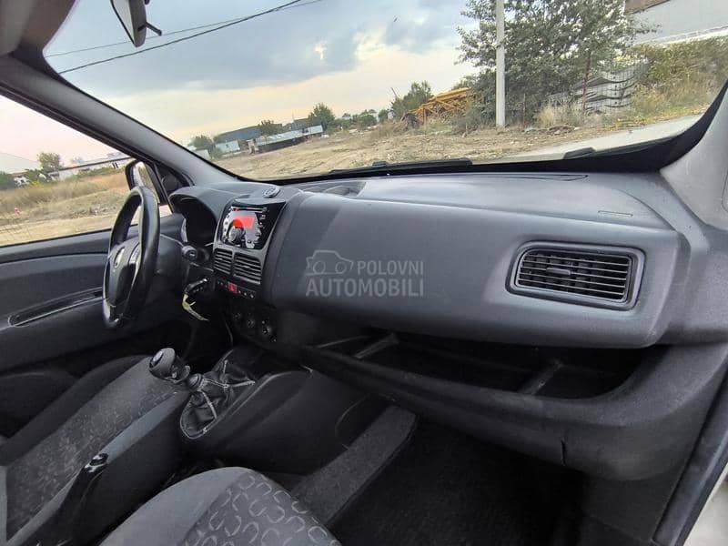 Fiat Doblo 1.4T-jet 120 CH