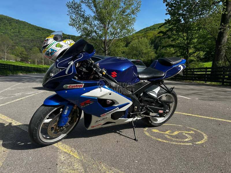 Suzuki k5 1000