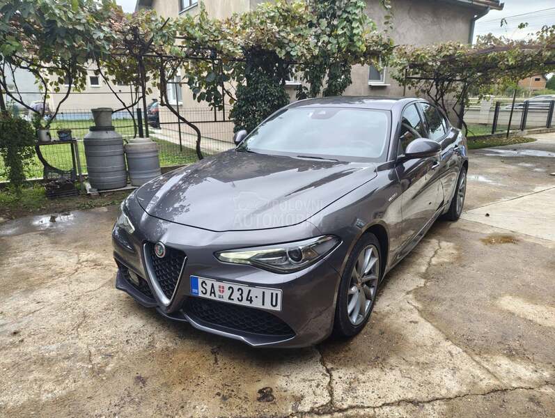 Alfa Romeo Giulia Q4 Veloce