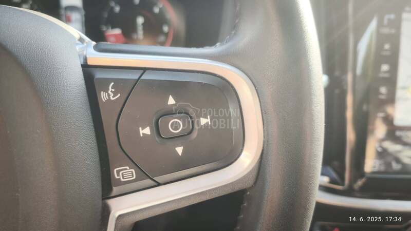 Volvo V60 D4
