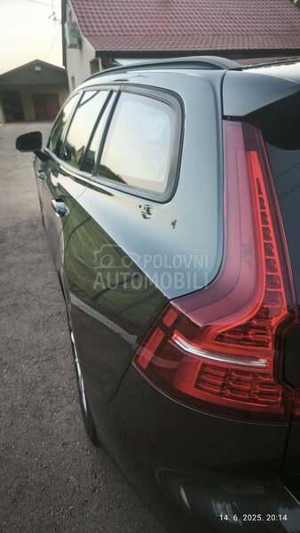 Volvo V60 D4