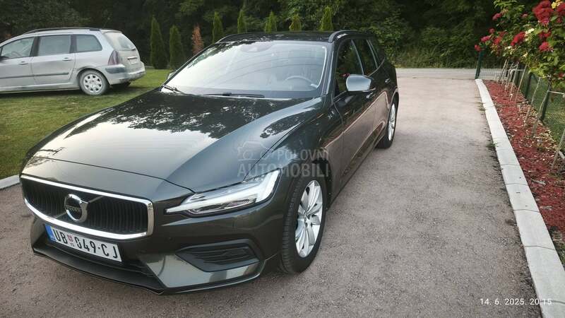Volvo V60 D4