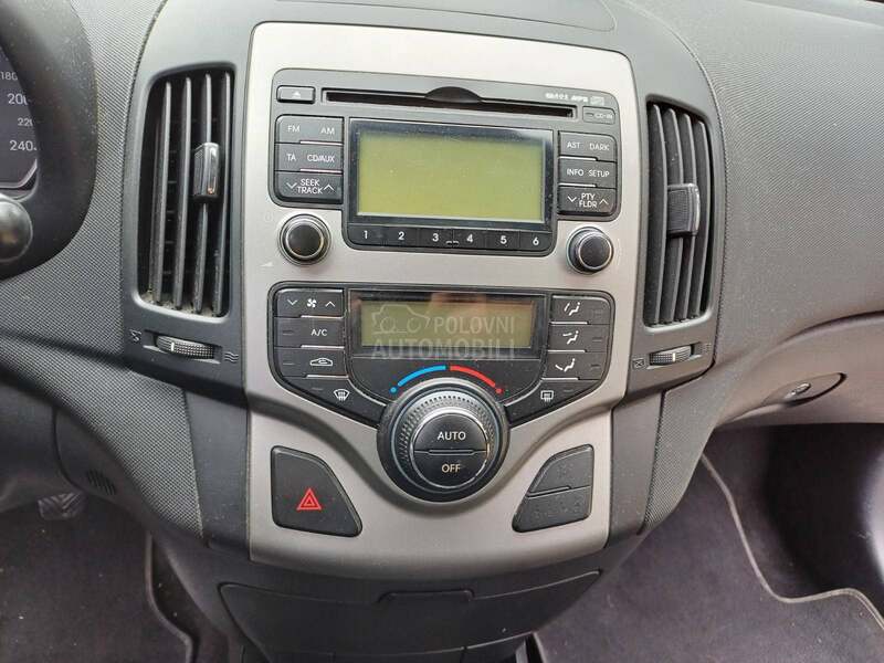 Hyundai i30 1.4 DOHC 5VR GL