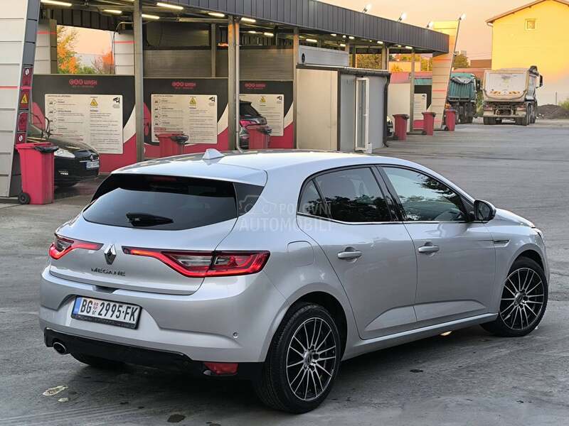 Renault Megane 1.2TCE ENERGY BOSE