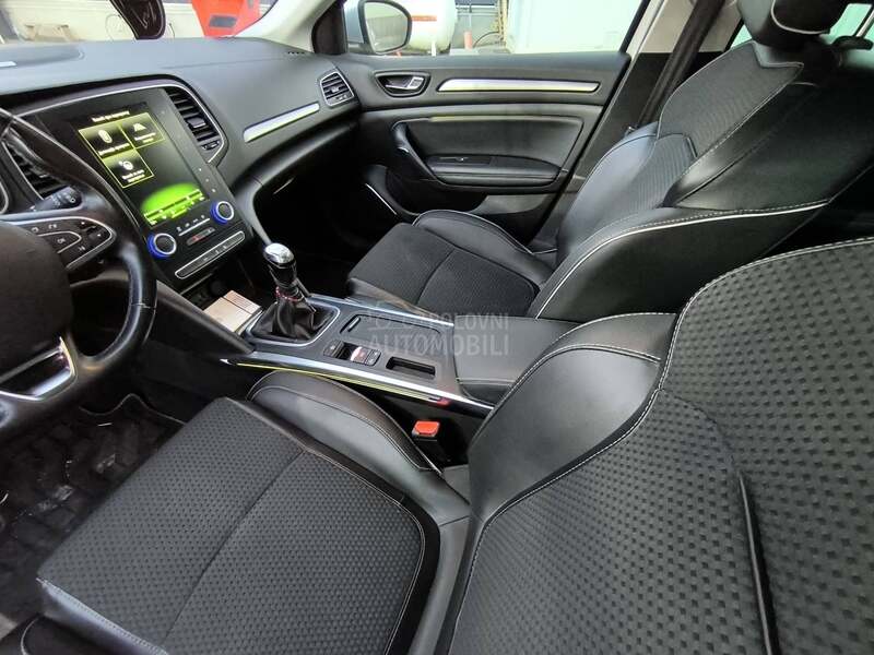 Renault Megane 1.2TCE ENERGY BOSE