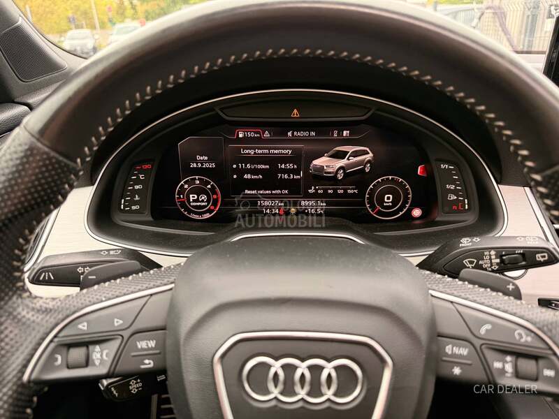 Audi Q7 sline/pano/air/mtrx