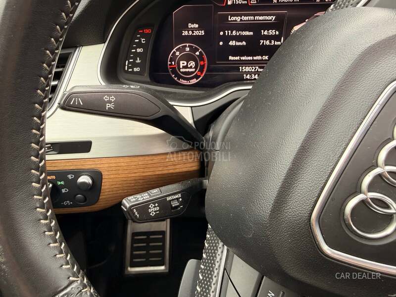 Audi Q7 sline/pano/air/mtrx