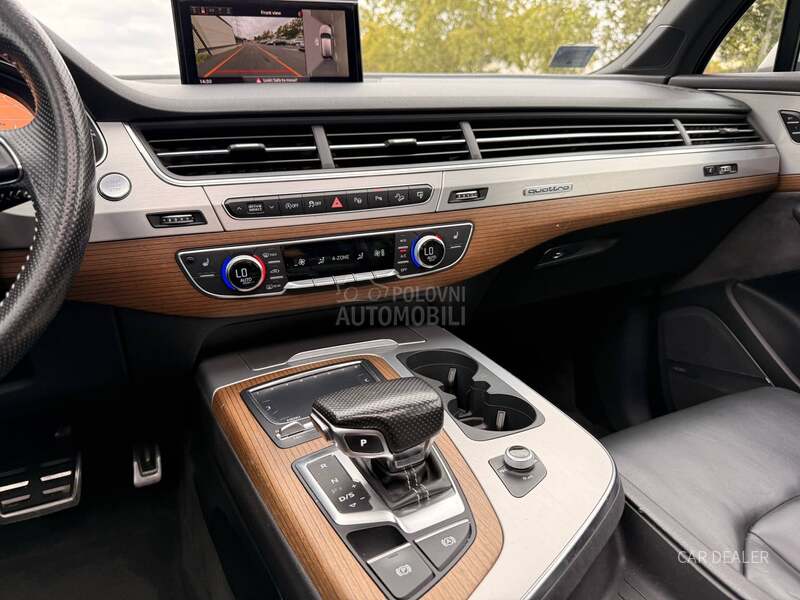 Audi Q7 sline/pano/air/mtrx