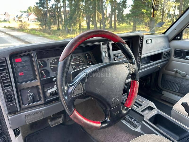 Jeep Cherokee 4.0b 4x4