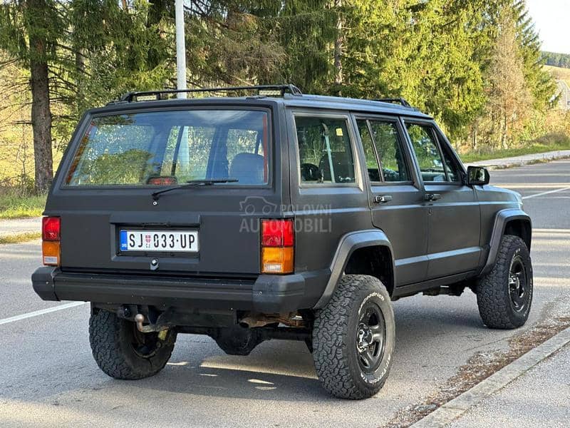 Jeep Cherokee 4.0b 4x4