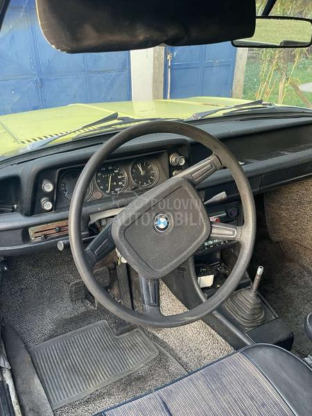 BMW 2002 