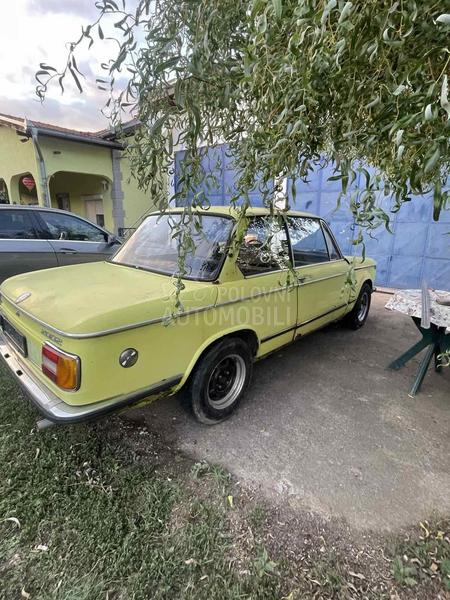 BMW 2002 