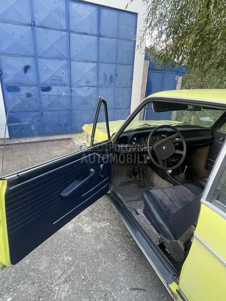 BMW 2002 