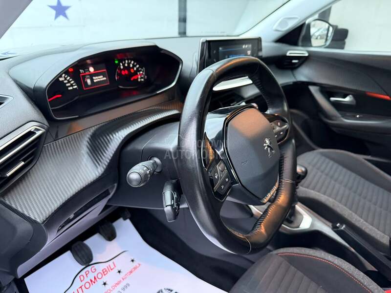 Peugeot 2008 1.5HDI ALLURE/FUL