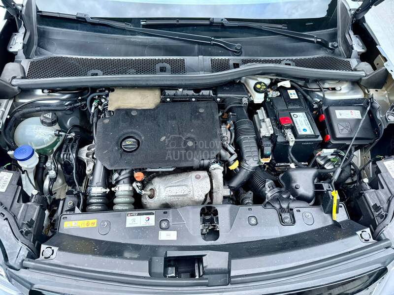 Peugeot 2008 1.5HDI ALLURE/FUL