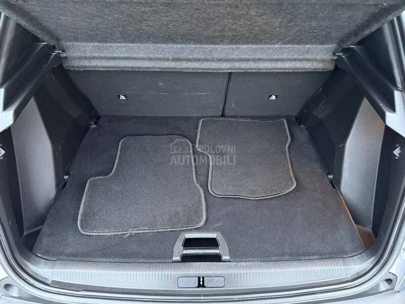 Peugeot 2008 1.5HDI ALLURE/FUL