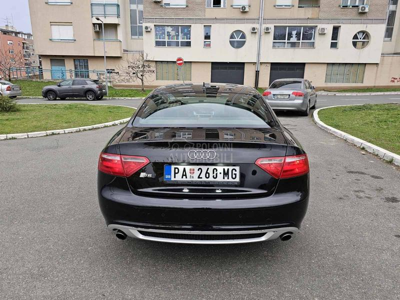 Audi A5 S LINE PRAVI