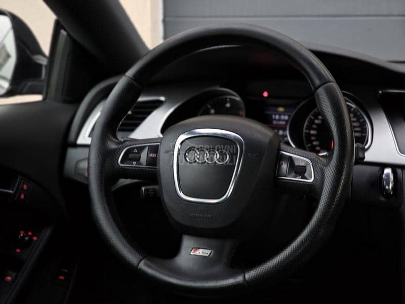 Audi A5 S LINE PRAVI