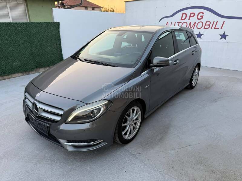 Mercedes Benz B 180 CDI LED/NAV/FUL