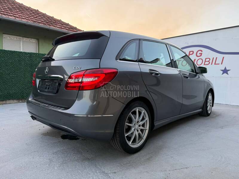Mercedes Benz B 180 CDI LED/NAV/FUL